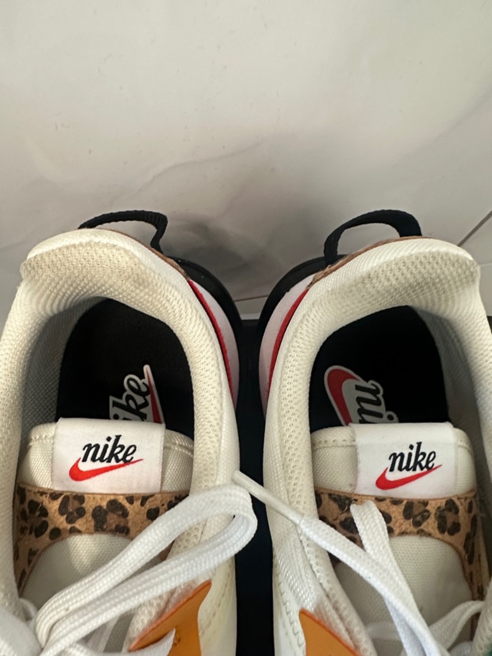 Nike Air Max Pre-Day SE - Picture 8 of 15